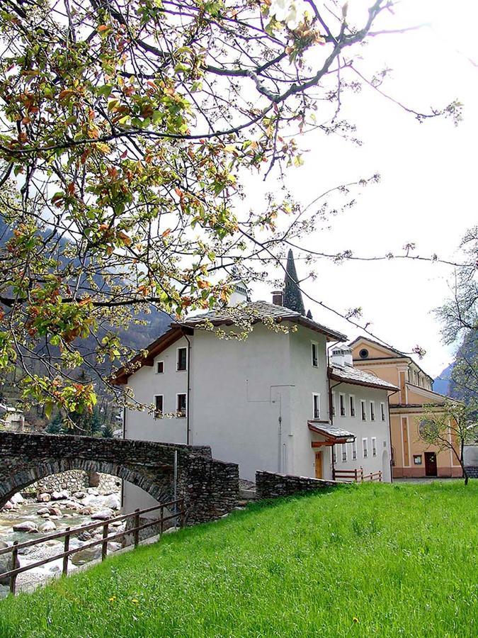 Ostello Ou Crierel Lillianes Dış mekan fotoğraf